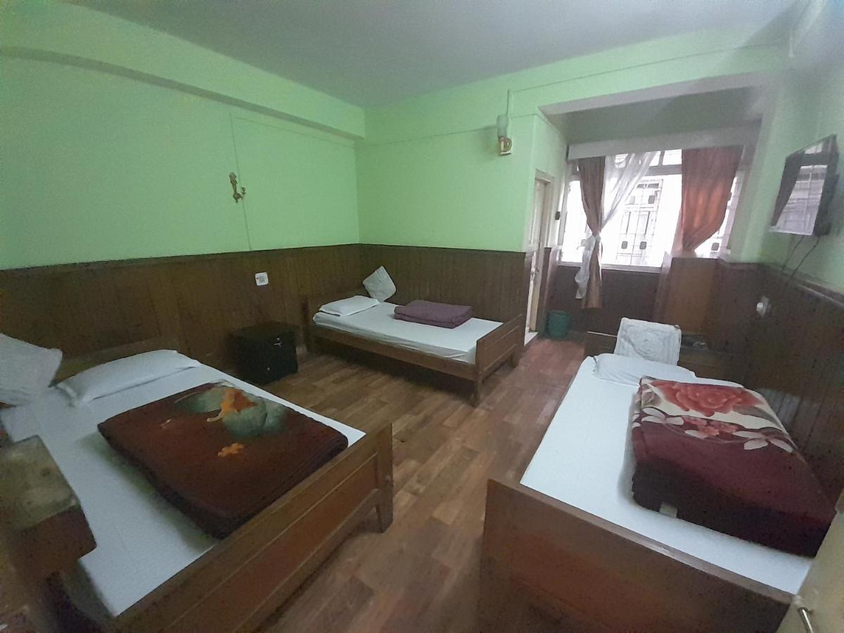 Hotel Kabur Пеллінґ Екстер'єр фото