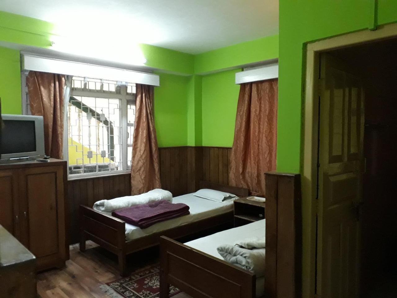 Hotel Kabur Пеллінґ Екстер'єр фото