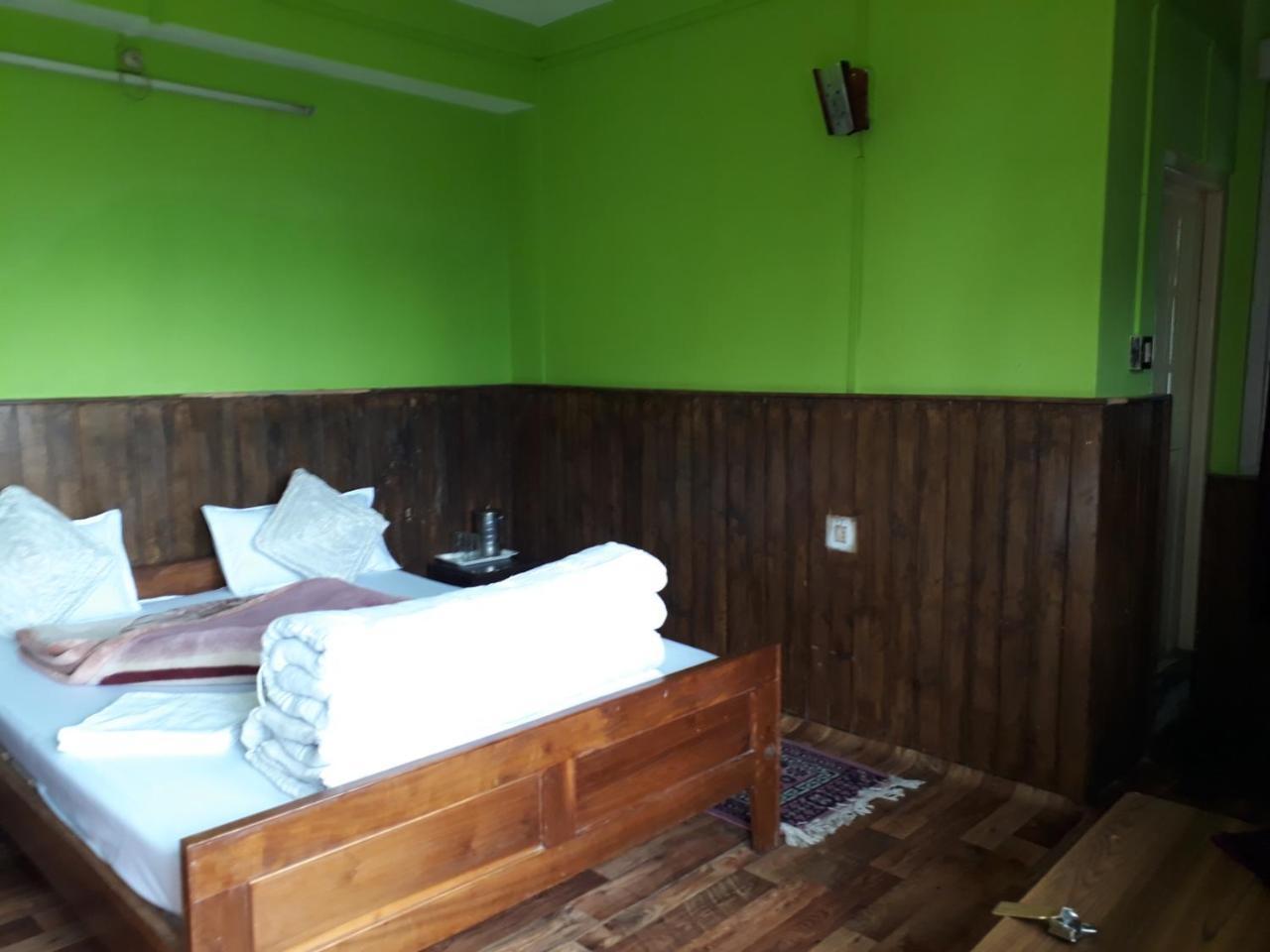 Hotel Kabur Пеллінґ Екстер'єр фото